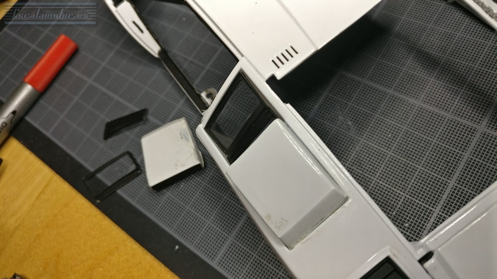 lamborghini countach lp400 kyosho 1:18